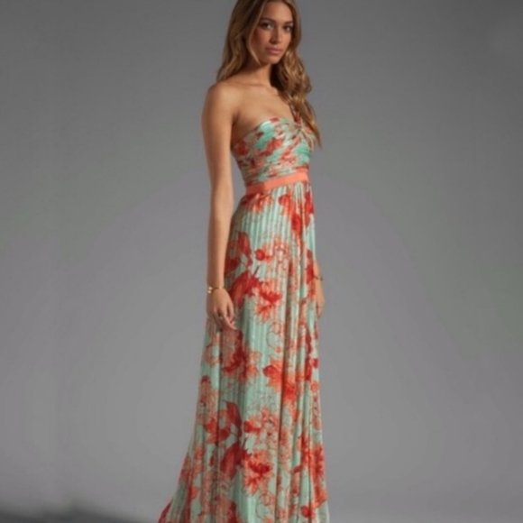 BCBGMaxAzria Dresses & Skirts - BCBGMaxAzria Inga Silk One Shoulder Maxi Dress Size 2